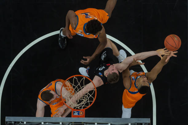 通过对周琦 通过对周琦