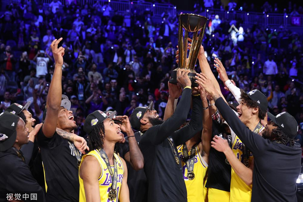 的表现不仅 的表现不仅