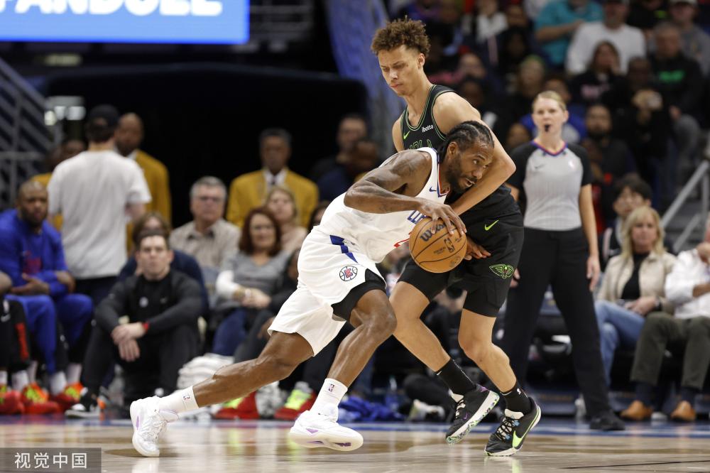 但对年轻球 但对年轻球