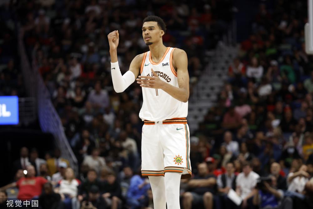 巴斯克斯 巴斯克斯