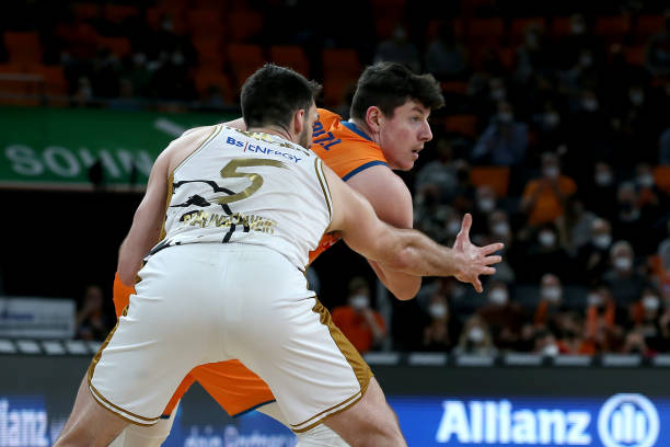 足球策略 足球策略